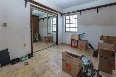 4070 NW 6th St, Miami, FL 33126 - Photo 21