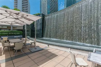 1425 Brickell Av #45D, Miami, FL 33131 - Photo 25