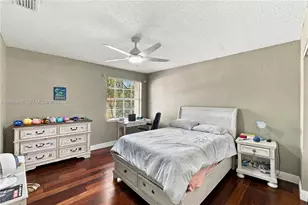 1423 SW 158th Ave, Pembroke Pines, FL 33027 - Photo 23