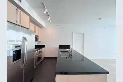 79 SW 12th St #2310-S, Miami, FL 33130 - Photo 3