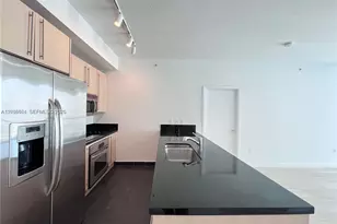79 SW 12th St, Miami, FL 33130 - Photo 3