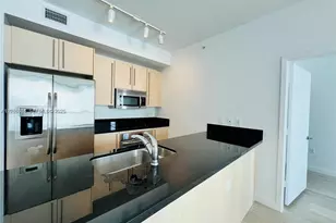 79 SW 12th St, Miami, FL 33130 - Photo 5