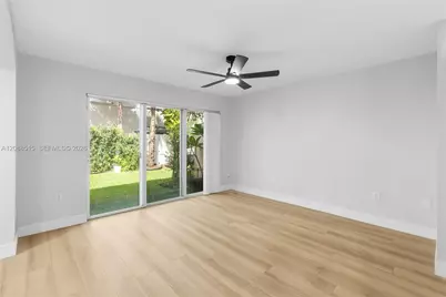 2256 NW 170th Ave #2256, Pembroke Pines, FL 33028 - Photo 9