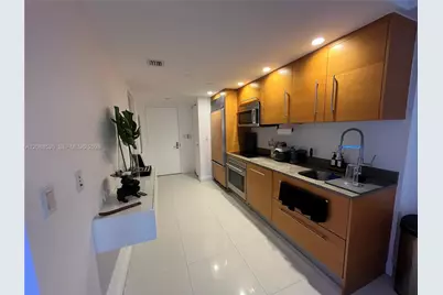 465 Brickell Ave #804, Miami, FL 33131 - Photo 3