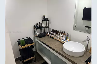 465 Brickell Ave #804, Miami, FL 33131 - Photo 25