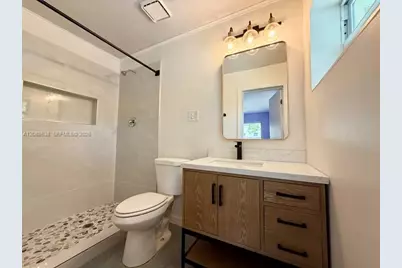 252 SW 61st Ave, Plantation, FL 33317 - Photo 15