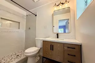 252 SW 61st Ave, Plantation, FL 33317 - Photo 15