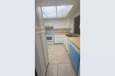2516 S 19th St #208, Fort Pierce, FL 34982 - Photo 5