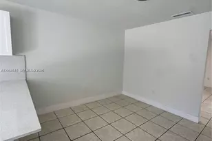 1107 NW 30th Ave, Miami, FL 33125 - Photo 9
