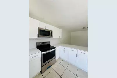 1107 NW 30th Ave #1107, Miami, FL 33125 - Photo 5
