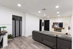 7551 Polk St, Hollywood, FL 33024 - Photo 9
