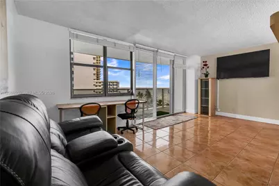 3180 S Ocean Dr #605, Hallandale Beach, FL 33009 - Photo 19