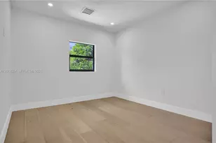 1936 SW 18th St, Miami, FL 33145 - Photo 21