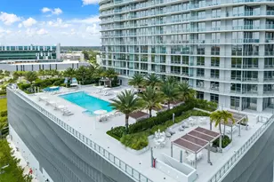 2411 Laguna Cir, Miami, FL 33181 - Photo 31