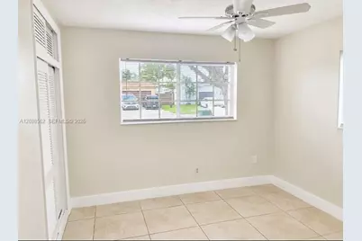 320 NW 93rd Ter, Pembroke Pines, FL 33024 - Photo 11