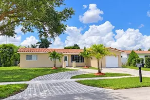 320 NW 93rd Terrace, Pembroke Pines, FL 33024 - Photo 1