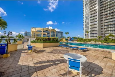 7601 E Treasure Dr #1722, North Bay Village, FL 33141 - Photo 11