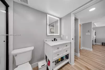 7601 E Treasure Dr #1722, North Bay Village, FL 33141 - Photo 17
