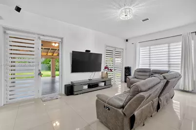 241 NE 33rd Ter, Homestead, FL 33033 - Photo 15