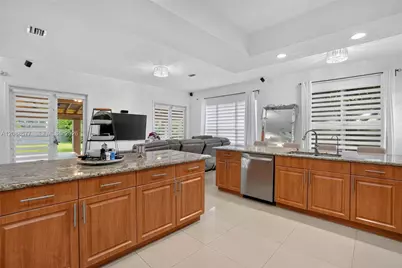 241 NE 33rd Ter, Homestead, FL 33033 - Photo 17