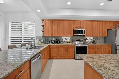 241 NE 33rd Ter, Homestead, FL 33033 - Photo 21