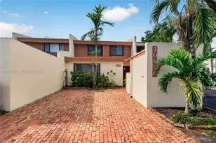 10656 SW 76th Terrace, Miami, FL 33173 - Photo 1