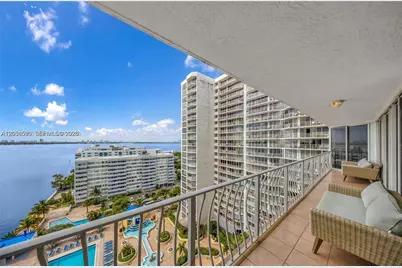 7601 E Treasure Dr #1722, North Bay Village, FL 33141 - Photo 9