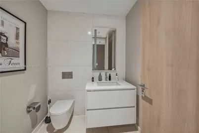 300 Biscayne Boulevard Way #1605W, Miami, FL 33131 - Photo 21