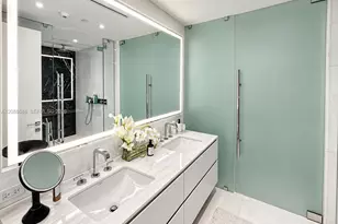 300 Biscayne Blvd Way, Miami, FL 33131 - Photo 15