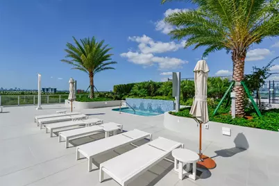 2411 Laguna Cir. #807, North Miami, FL 33181 - Photo 15