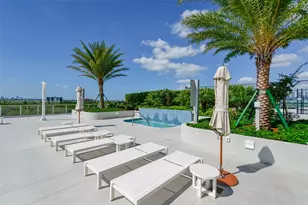 2411 Laguna Cir, North Miami, FL 33181 - Photo 15