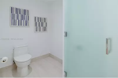 2411 Laguna Cir. #807, North Miami, FL 33181 - Photo 43