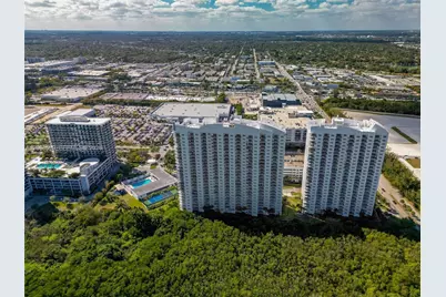 14951 Royal Oaks Ln #701, North Miami, FL 33181 - Photo 35