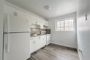 1885 NW 18th Terrace, Miami, FL 33125 - Photo 3