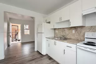 1885 NW 18th Terrace, Miami, FL 33125 - Photo 5