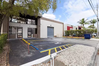 1740 NW 93 Av #1740, Doral, FL 33172 - Photo 3