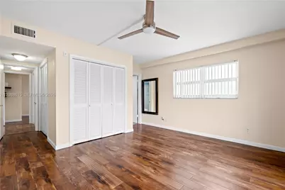 960 Crystal Lake Dr #112, Deerfield Beach, FL 33064 - Photo 29