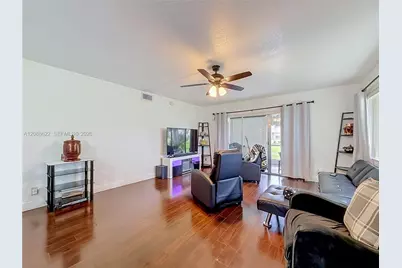8740 Azalea Ct #102, Tamarac, FL 33321 - Photo 11