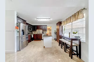 8740 Azalea Ct #102, Tamarac, FL 33321 - Photo 3