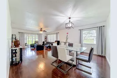 8740 Azalea Ct #102, Tamarac, FL 33321 - Photo 7