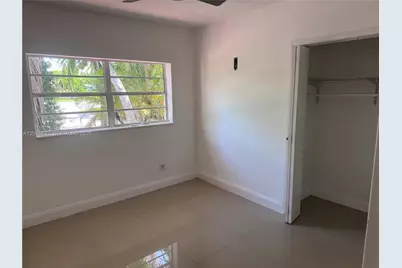 16030 Miami Dr, North Miami Beach, FL 33162 - Photo 5