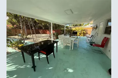 16030 Miami Dr, North Miami Beach, FL 33162 - Photo 15