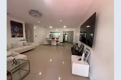 16030 Miami Dr, North Miami Beach, FL 33162 - Photo 3