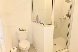 2663 SE 10th St, Homestead, FL 33035 - Photo 15