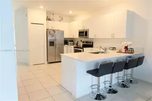2663 SE 10th St, Homestead, FL 33035 - Photo 7