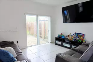 2663 SE 10th St, Homestead, FL 33035 - Photo 5