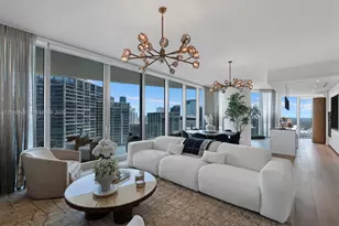 300 Biscayne Blvd Way, Miami, FL 33131 - Photo 3