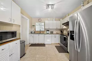 19780 SW 101st Ave, Cutler Bay, FL 33157 - Photo 17