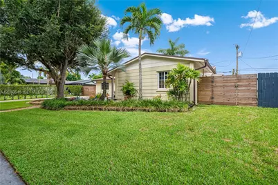 19780 SW 101st Ave, Cutler Bay, FL 33157 - Photo 5