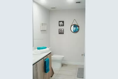 3900 Biscayne Blvd #N-723, Miami, FL 33137 - Photo 9